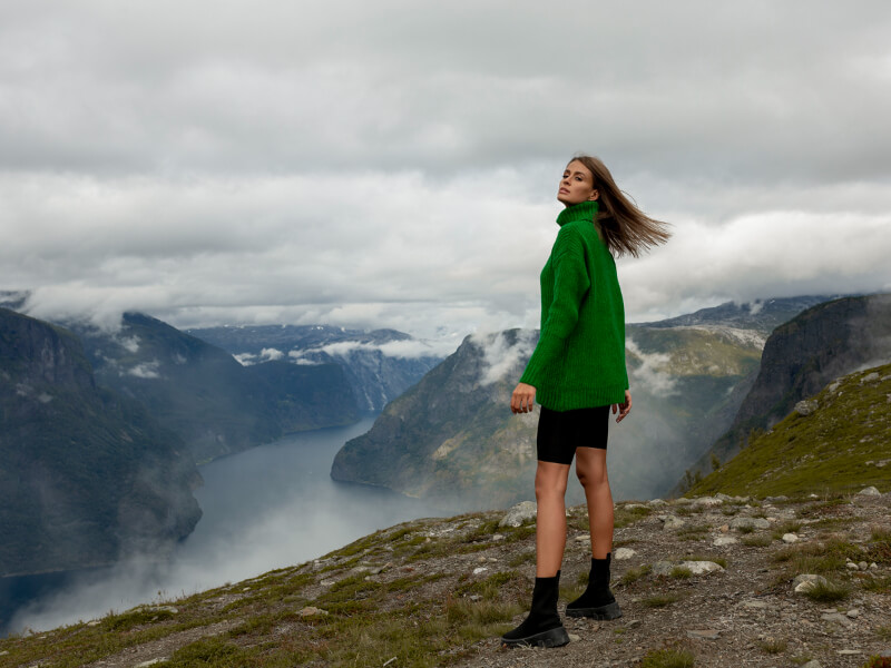 Damen gestrickter Rollkragenpullover Grosshandel – ein Muss für den Winter